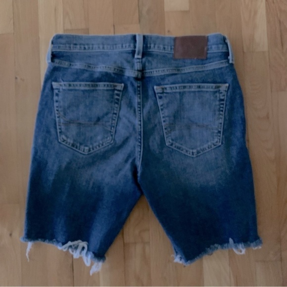 Hollister Skinny Denim Epic Flex Distressed Shorts - Picture 6 of 8